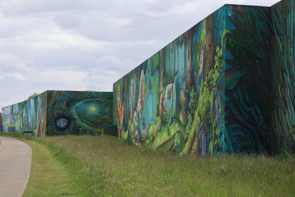 Street art op de muur in wijken van Berlijn